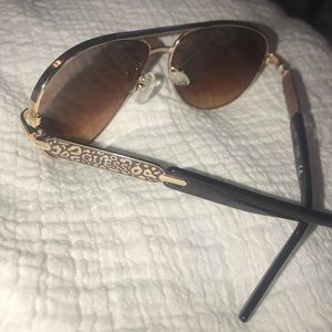 GUESS aviators